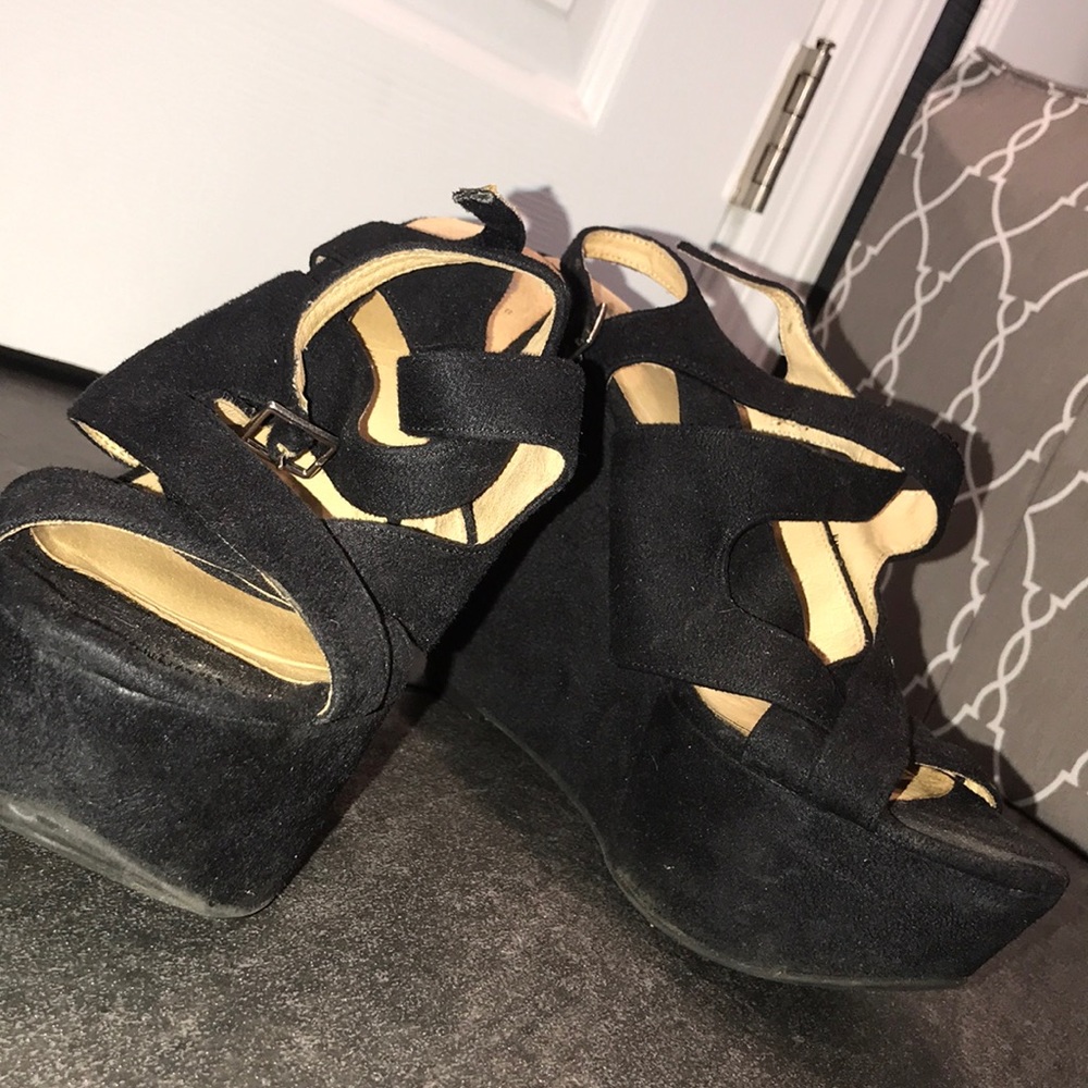 Black Kelsi Dagger platform wedge heels